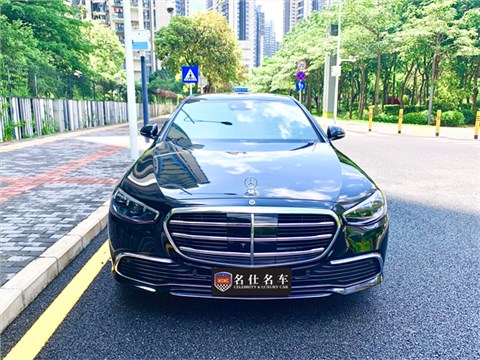 最新款奔驰S400L豪华版